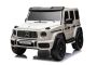 Porteur électrique Mercedes-Benz G63 AMG 4x4² Biplace 12V, blanc, Lecteur MP3 avec entrée USB/AUX, Conduite 4x4, Batterie 12V14Ah, Roues EVA avec suspension, Sièges en similicuir, Télécommande, Licence